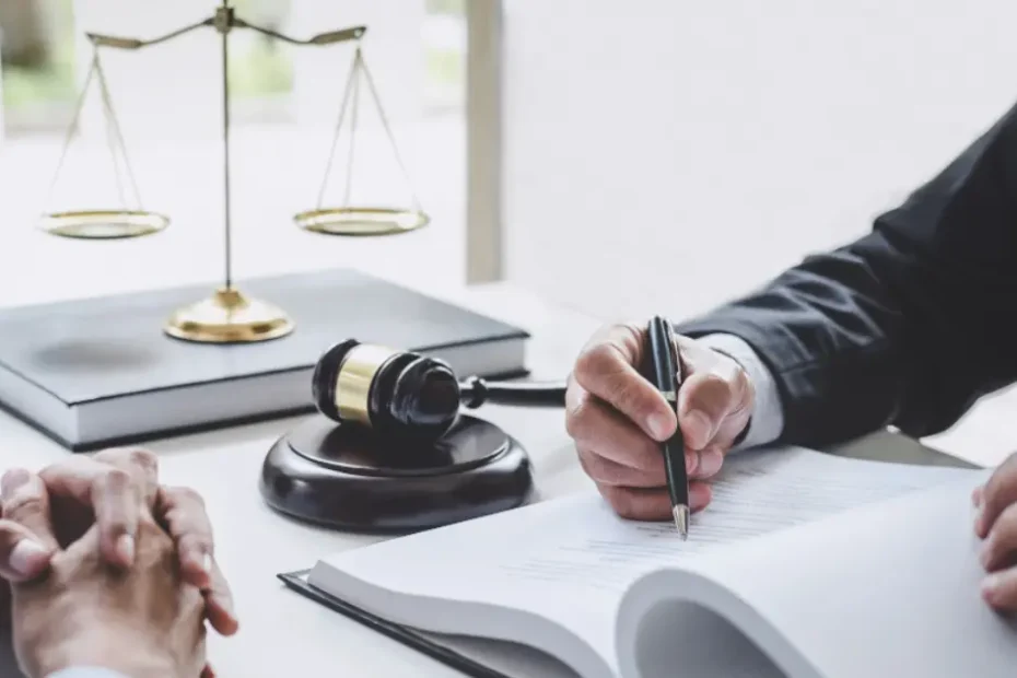 ترجمة عقود قانونية
