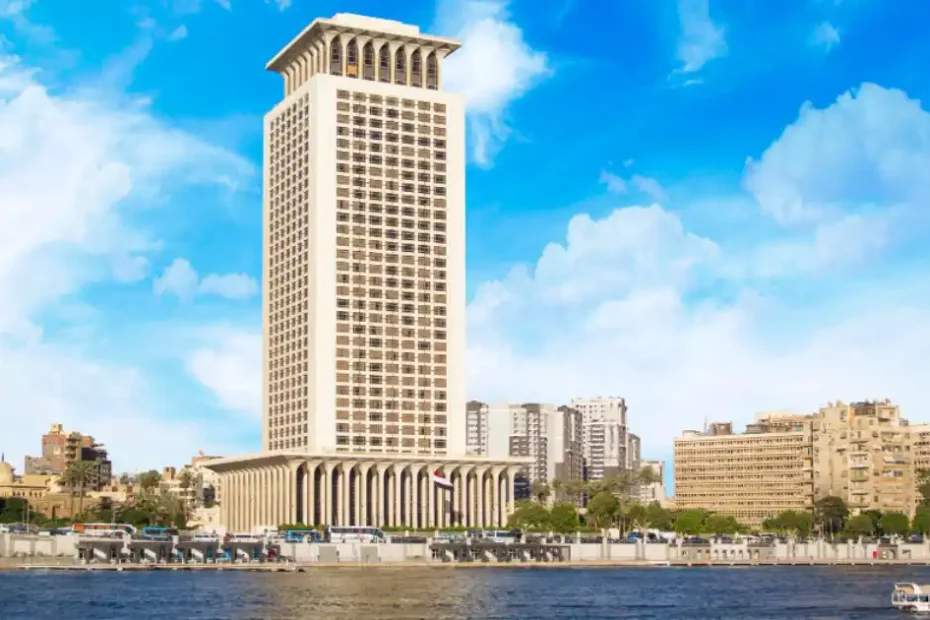 مترجم في وزارة الخارجية